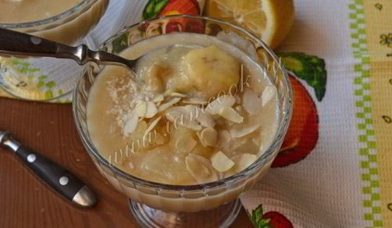 бананово-грушевый десерт с кокосовым молоком