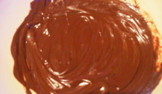 бананы, фаршированные шоколадом и орехами