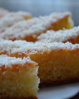 Басбуса — арабская сладость из манки пропитанная цитрусовым сиропом