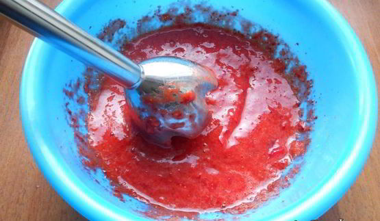 десерт творожный с клубникой и шоколадом