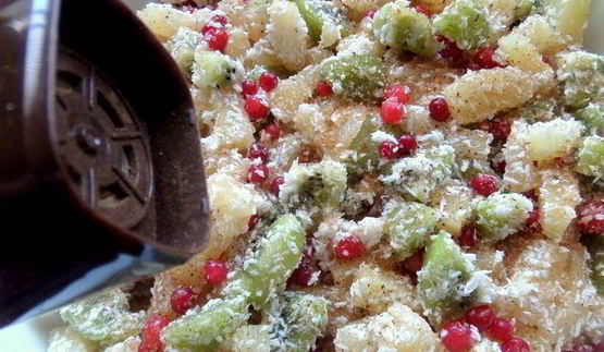 фруктово-кокосовый крамбл