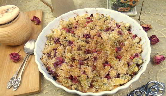 фруктово-кокосовый крамбл