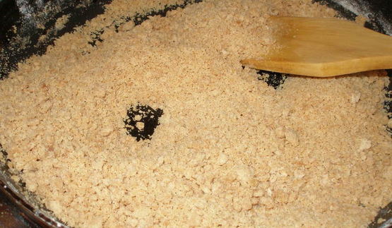 фруктовый пудинг в карамельной крошке