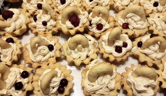 корзинки из песочного теста с кремом заварным