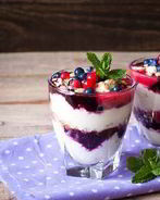 Крем из черники с ванильным соусом