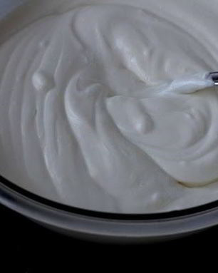 Крем из сметаны и сахара