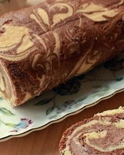 Рецепт мраморного рулета с бананово-шоколадным кремом