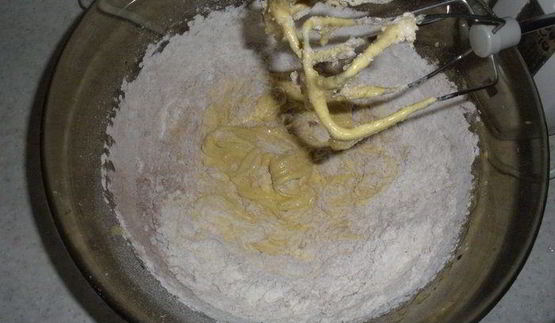 рулет с творожным кремом