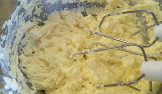 снежный крем-торт