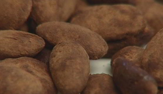 миндаль в шоколаде