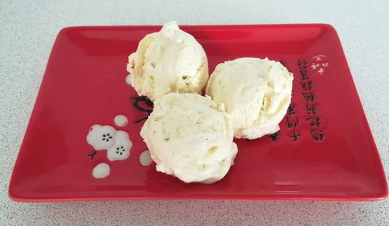 домашнее сливочное мороженое с лаймом