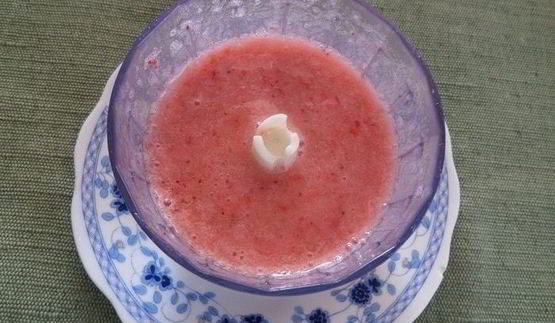 дынно-клубничное мороженое