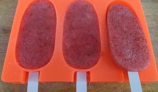 дынно-клубничное мороженое