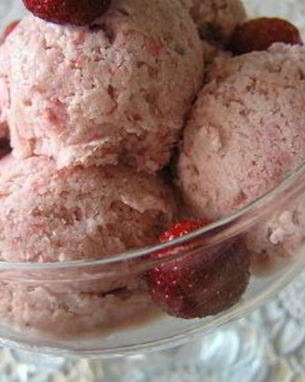 Рецепт клубнично-бананового мороженого