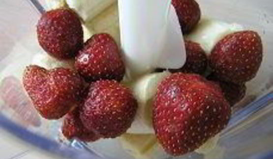 клубнично-банановое мороженое