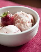 Клубничное мороженое