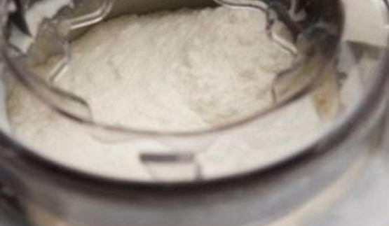 клубничное мороженое