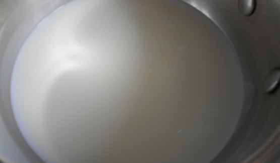 мороженое с ежевикой