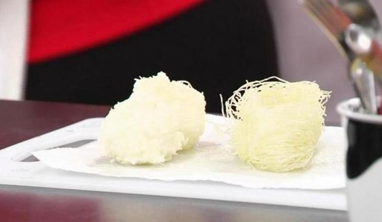 жареное мороженое с фунчозой