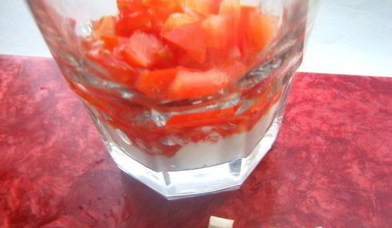 несладкий творог с овощами