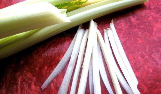 несладкий творог с овощами