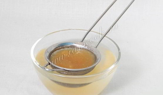 панна котта с красной смородиной