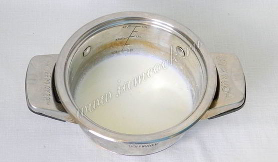 панна котта с красной смородиной