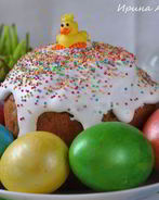 Коньячный кулич с изюмом, цукатами и орехами