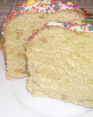 Кулич с изюмом и апельсиновой цедрой