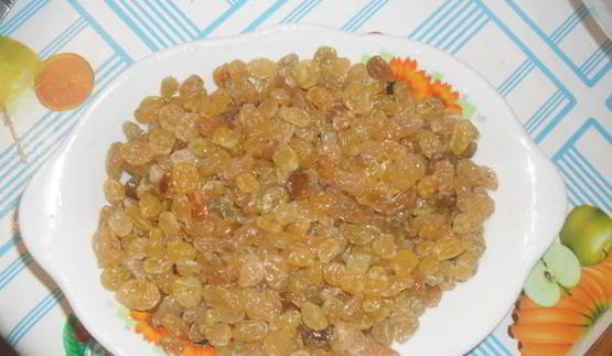 кулич с изюмом и апельсиновой цедрой