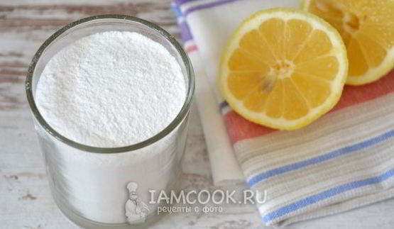 кулич с миндалем и лимонной цедрой