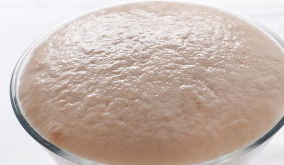 кулич с миндальными орехами