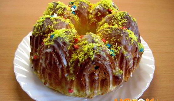 лимонный кулич