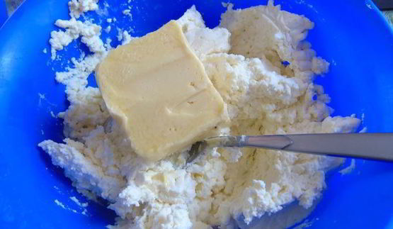 пасха с вяленой клюквой и цукатами