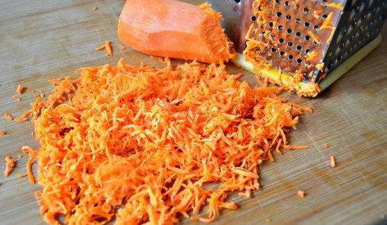 пасхальное мясное кольцо с перепелиными яйцами по-польски