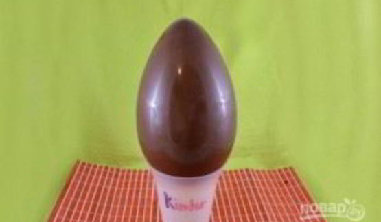 пасхальное шоколадное яйцо