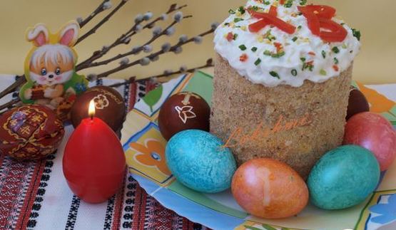 салатпасхальный кулич