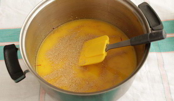 шафрановый кулич
