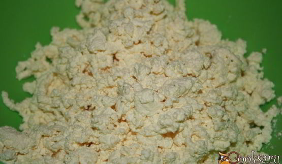 сырая творожная пасха с цукатами и вяленой вишней