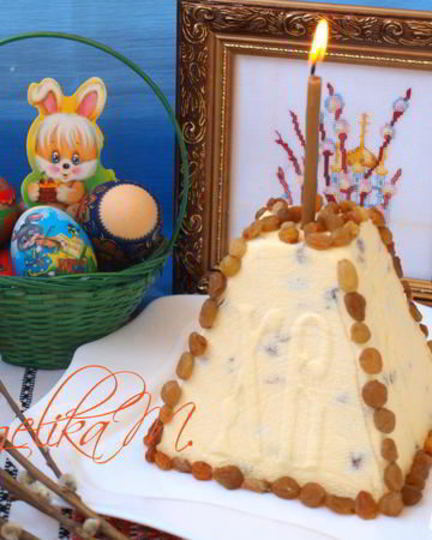 Рецепт творожной пасхи с изюмом и курагой
