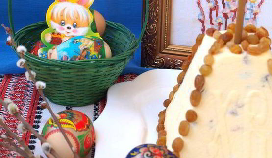творожная пасха с изюмом и курагой