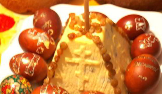 творожная пасха с изюмом и курагой