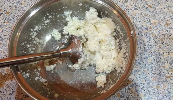 творожный бездрожжевой кулич