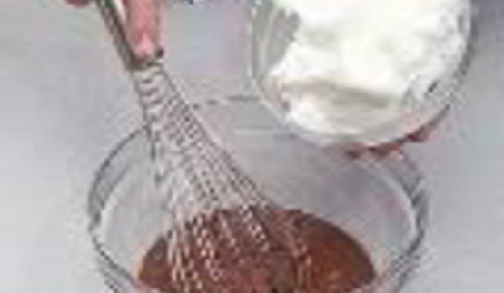 пудинг с финиками и грецкими орехами в мультиварке