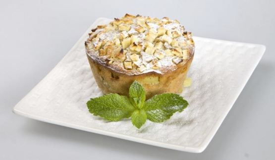 сухарный пудинг с яблоками