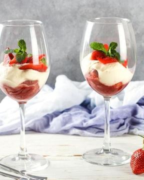 Тирамису с клубникой