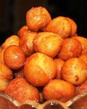 Творожные шарики в кленовом сиропе