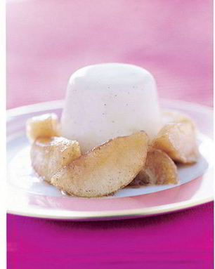 Ванильная панна котта с глазированными яблоками