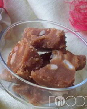 Вареный сахар на молоке