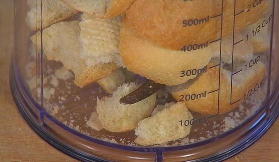 весенние овощи под хрустящим крамблом